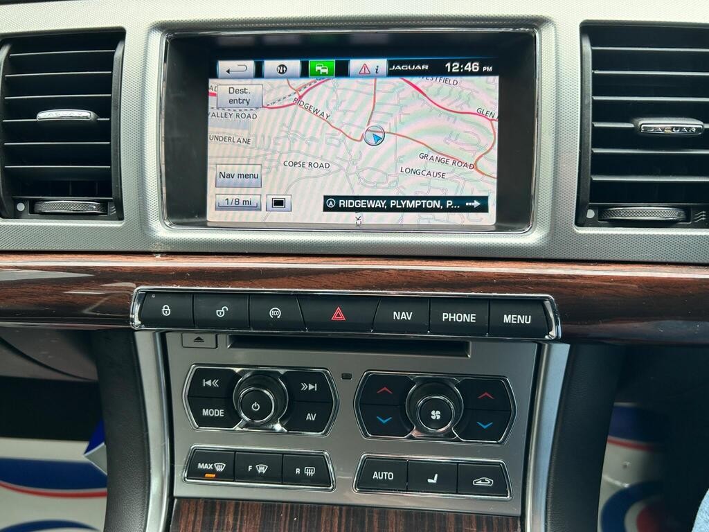 Used Jaguar XF 2015 for sale - 77465128: Photo 4