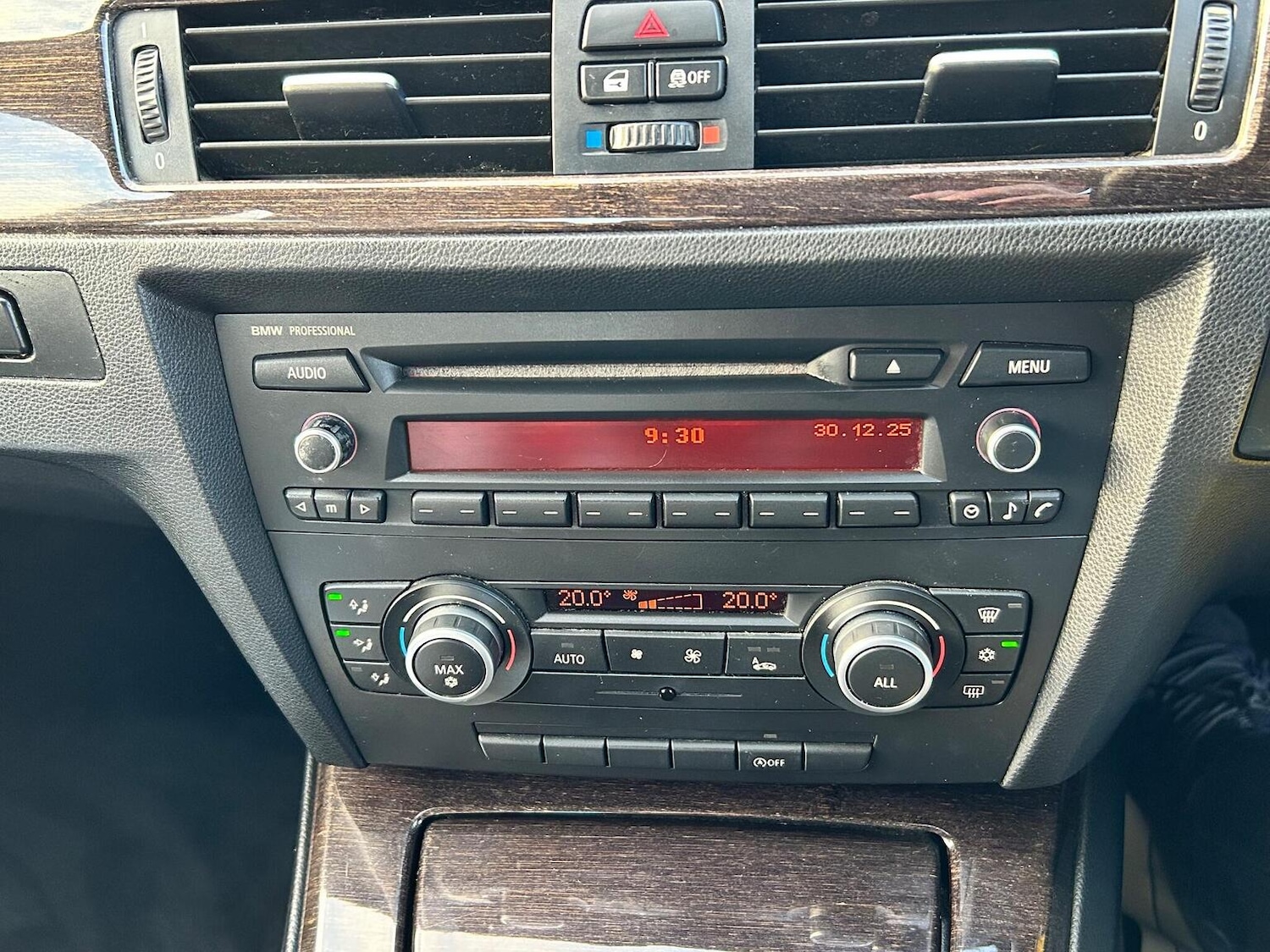 Used BMW 3 Series 2011 for sale - 77465190: Photo 6