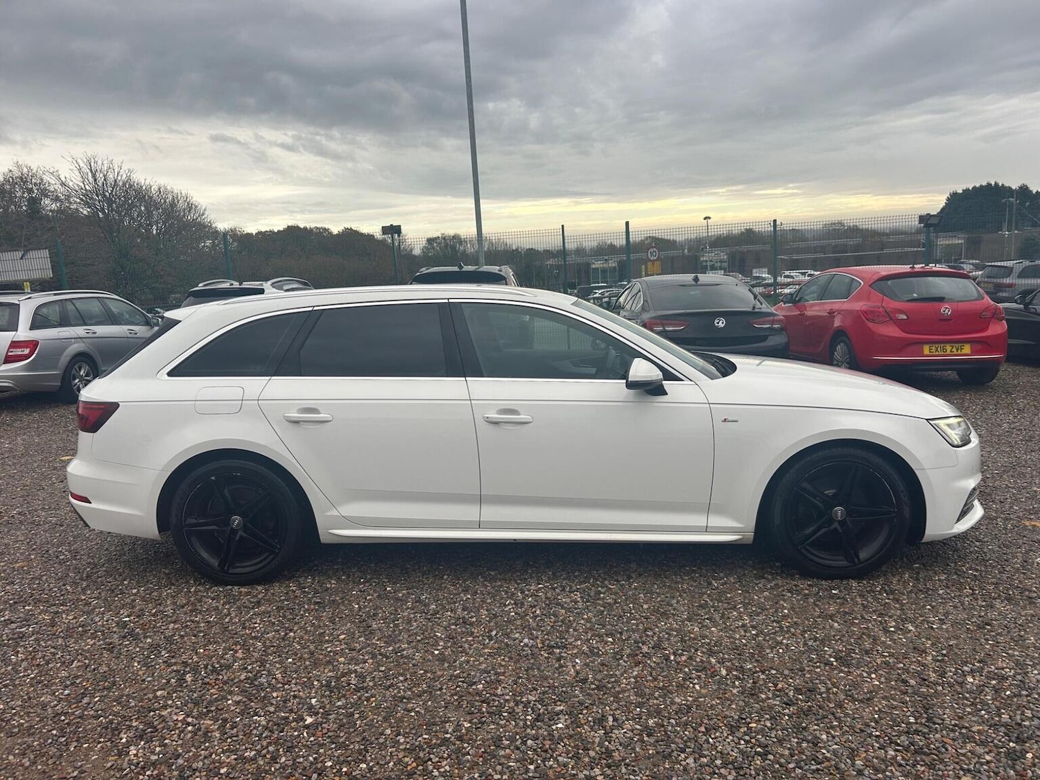Used Audi A4 2018 for sale - 77465192: Photo 7