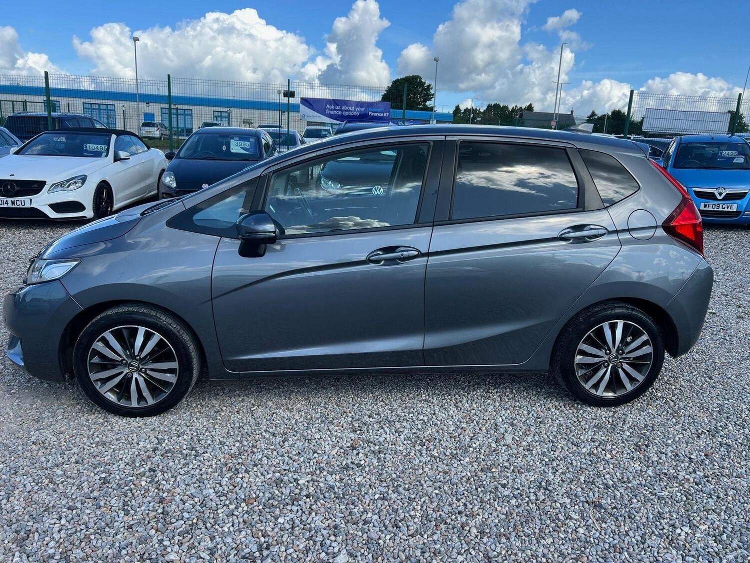 Used Honda Jazz 2017 for sale - 77465217: Photo 12