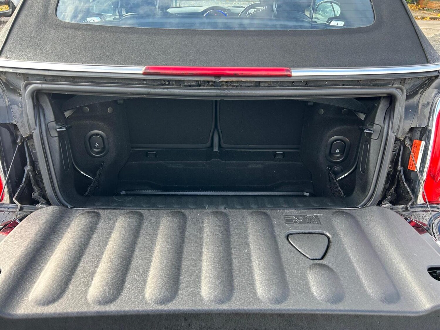 Used MINI Convertible 2016 for sale - 77465200: Photo 13