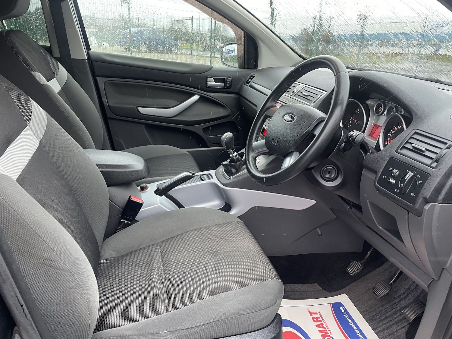 Used Ford Kuga 2011 for sale - 77830127: Photo 2