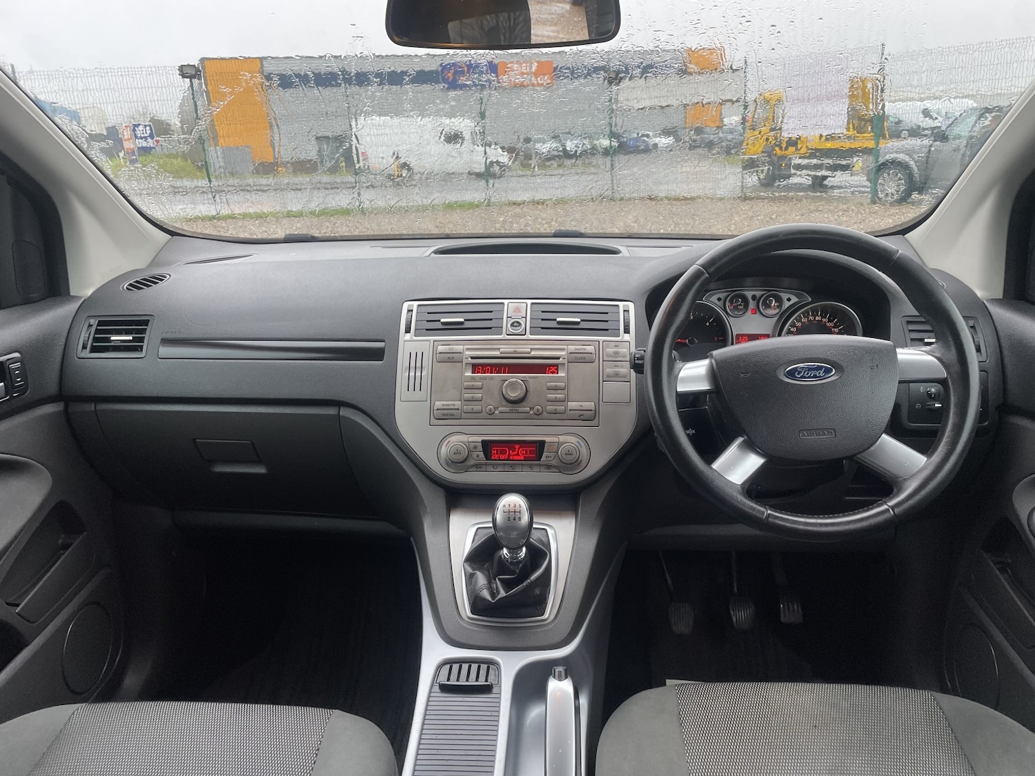 Used Ford Kuga 2011 for sale - 77830127: Photo 4