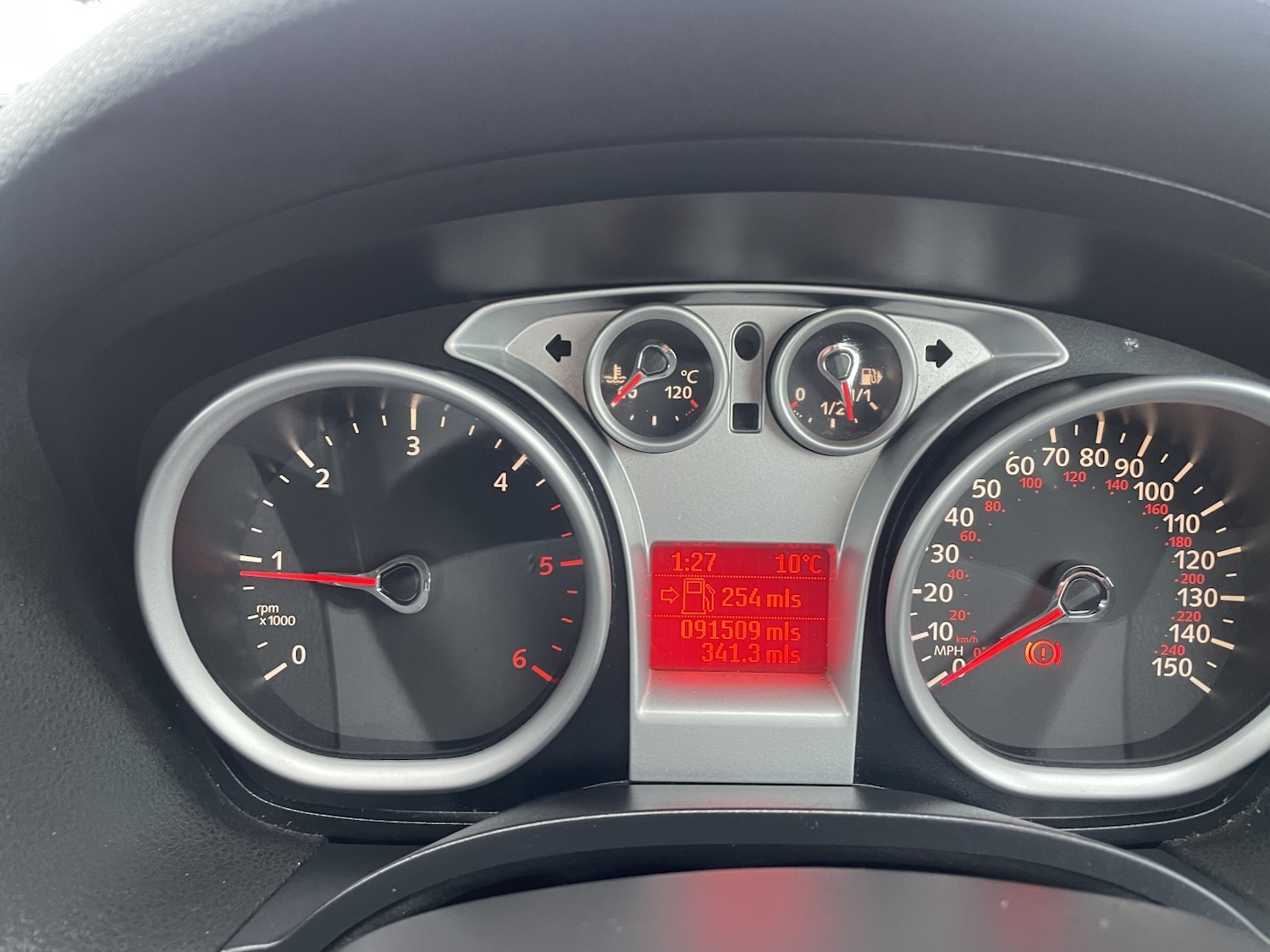 Used Ford Kuga 2011 for sale - 77830127: Photo 5