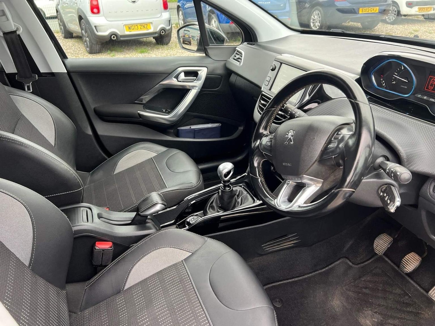 Used Peugeot 2008 2018 for sale - 77465214: Photo 2