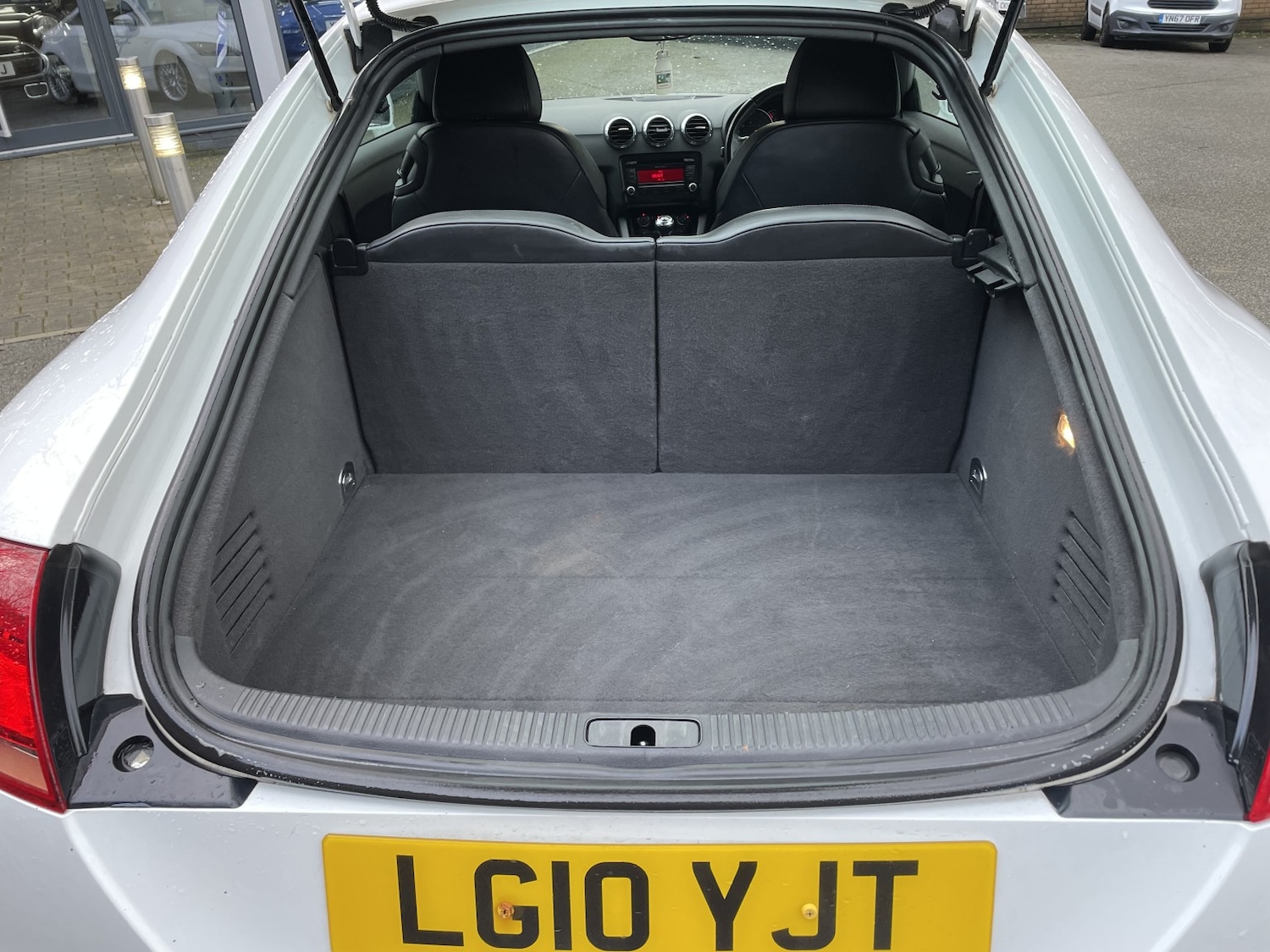 Used Audi TT 2010 for sale - 77403843: Photo 13