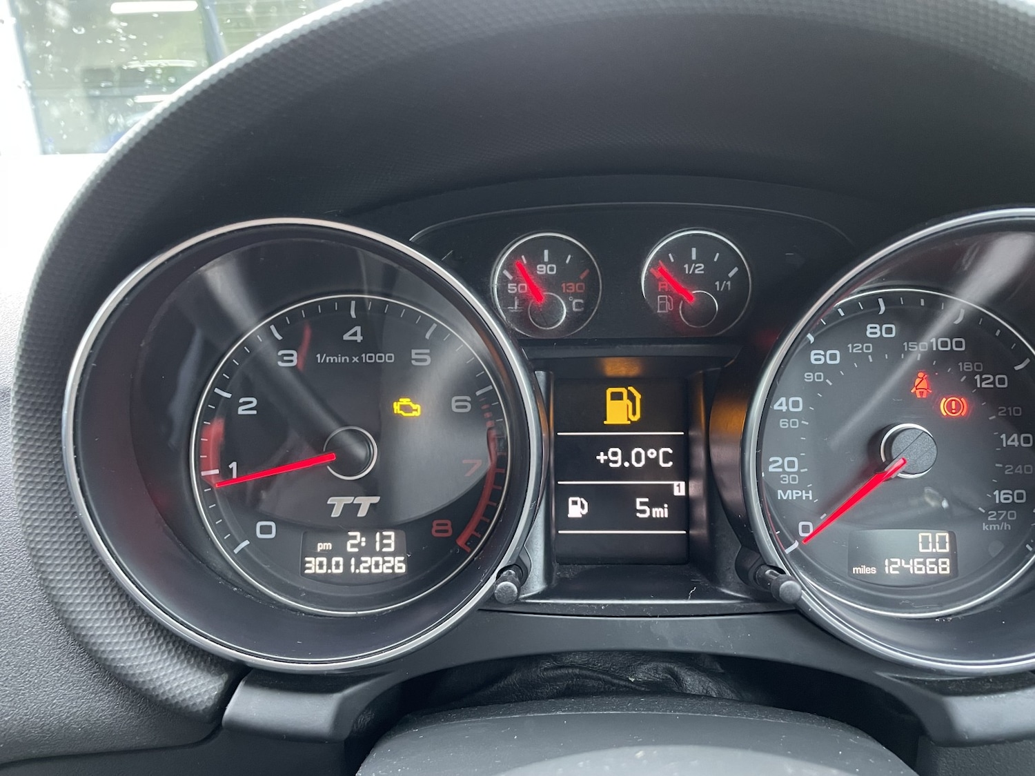 Used Audi TT 2010 for sale - 77403843: Photo 4