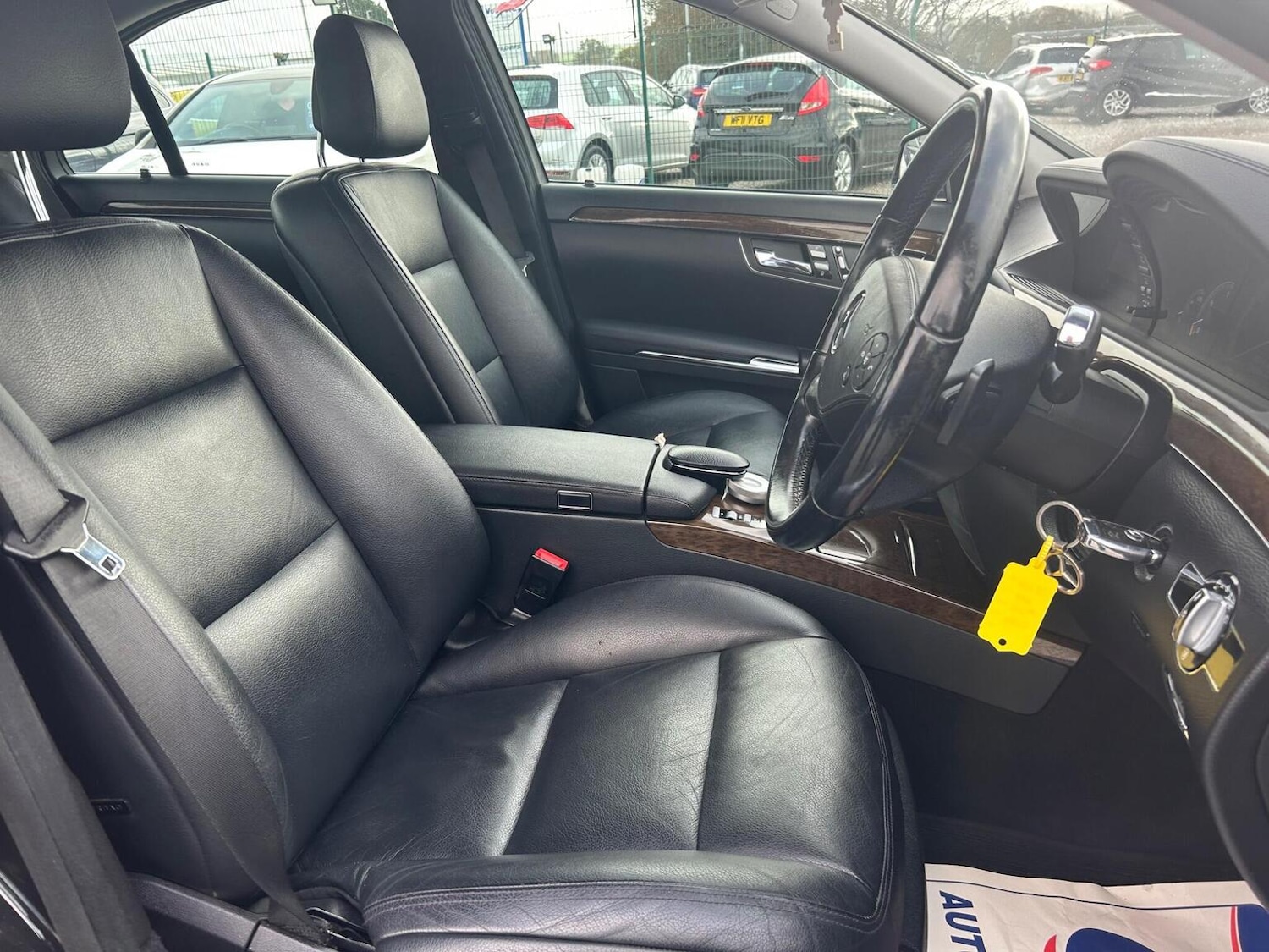 Used Mercedes-Benz S Class 2010 for sale - 77465199: Photo 2