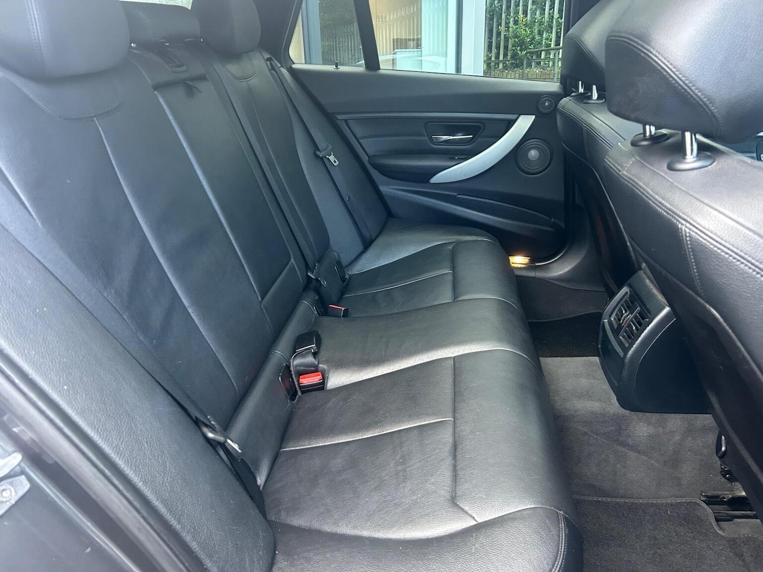 Used BMW 3 Series 2015 for sale - 77465188: Photo 3