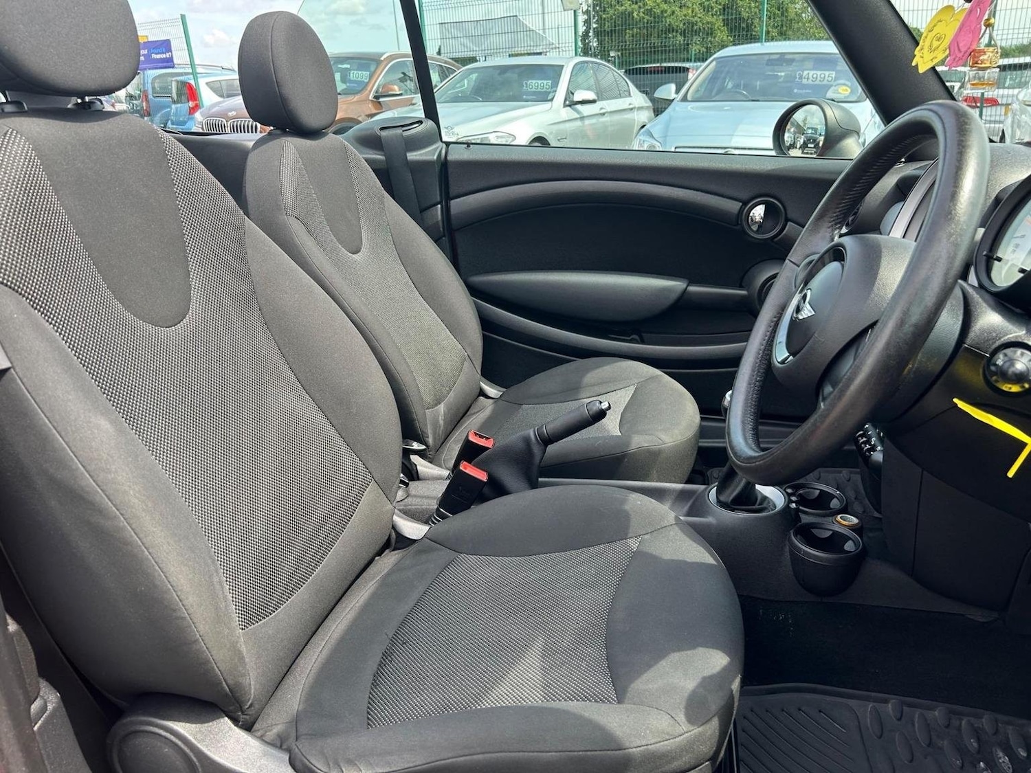 Used MINI Convertible 2013 for sale - 77525682: Photo 2