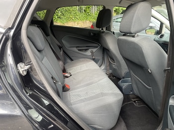 Used Ford Fiesta 2010 for sale - 79451380: Photo