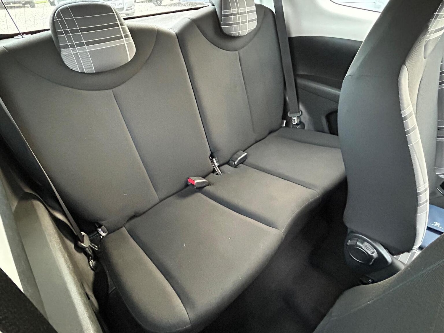 Used Peugeot 108 2017 for sale - 77465183: Photo 3