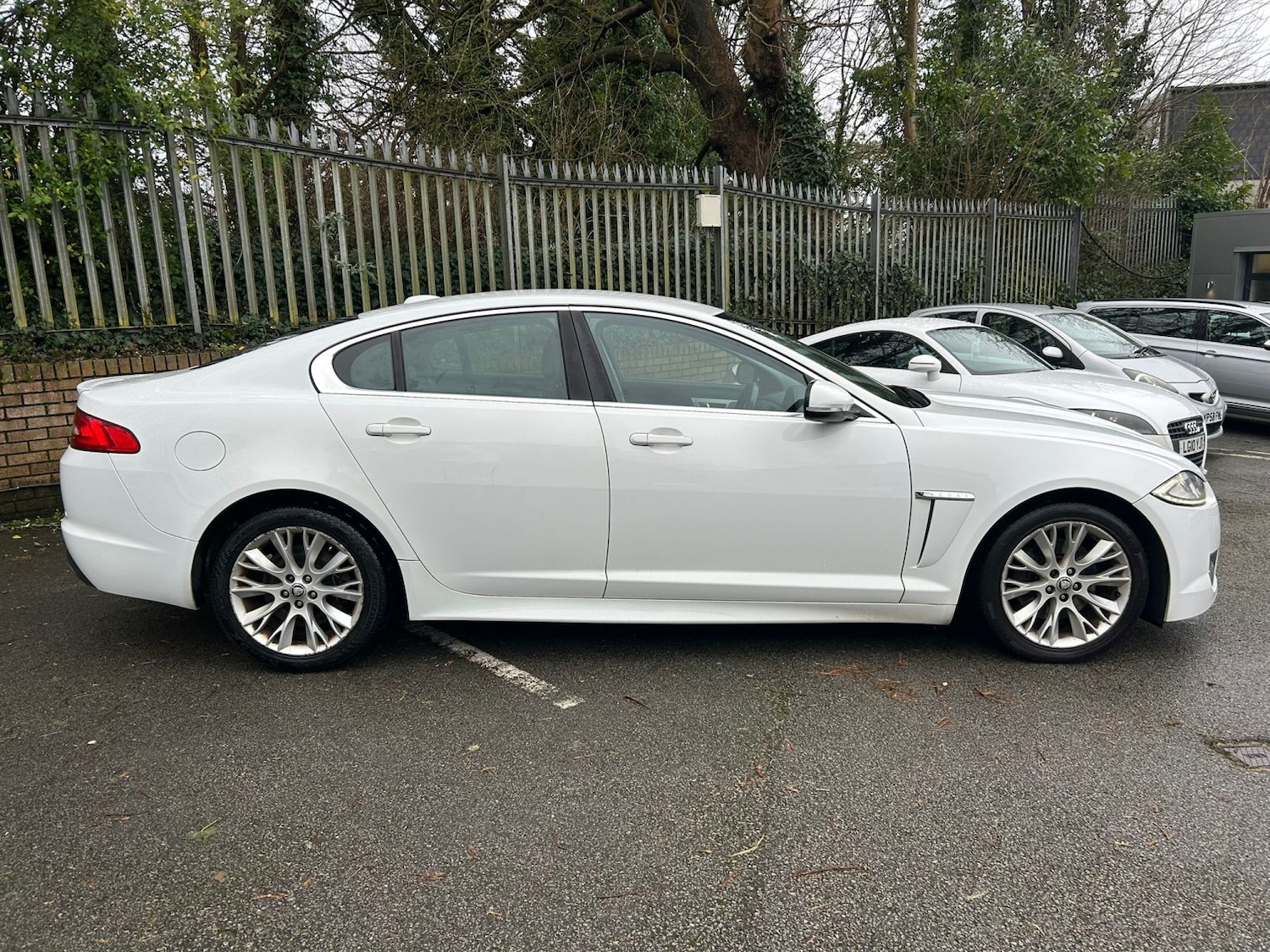 Used Jaguar XF 2012 for sale - 78155332: Photo 7