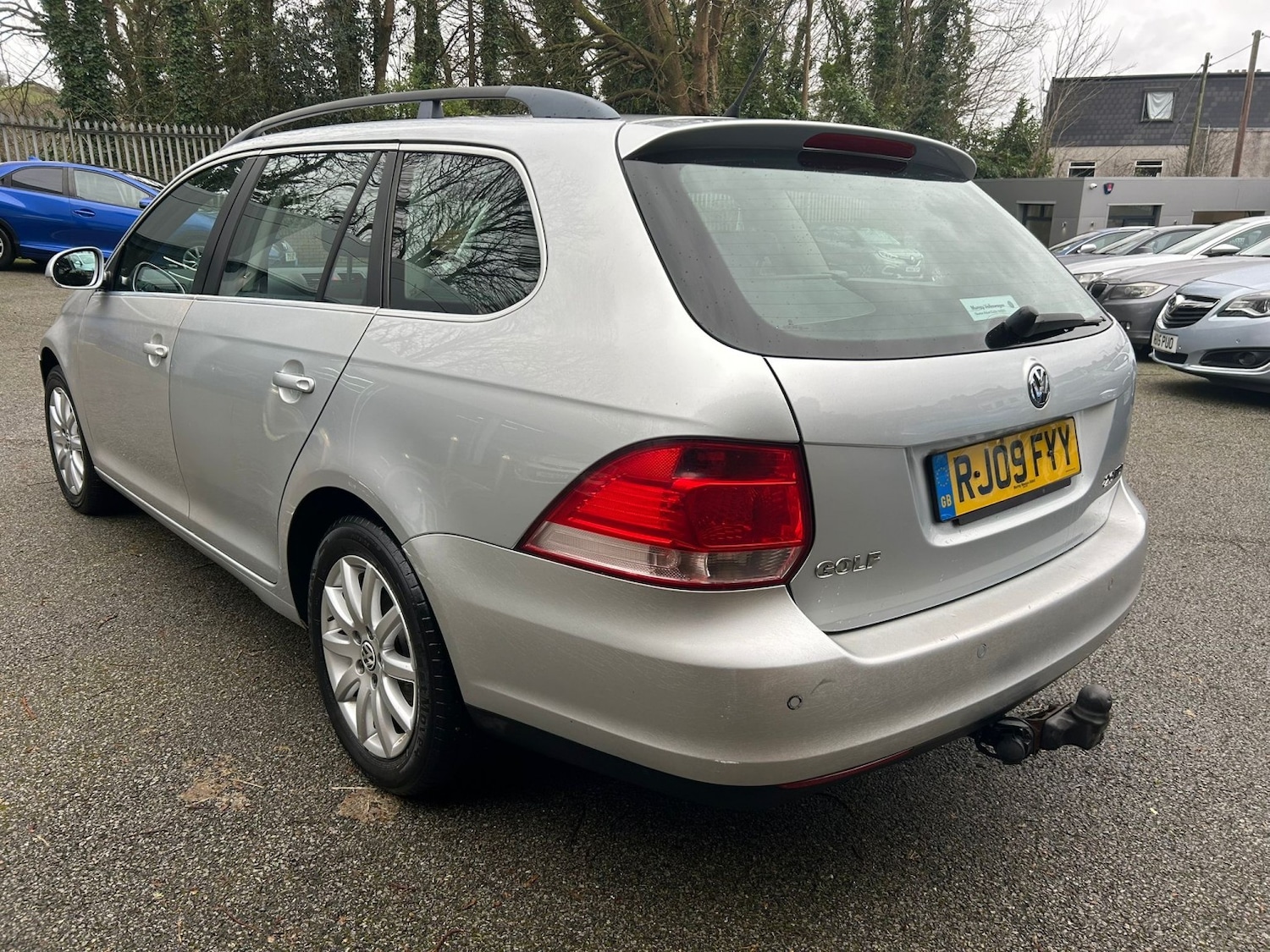 Used Volkswagen Golf 2009 for sale - 77403850: Photo 9