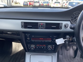 Used BMW 3 Series 2009 for sale - 78770122: Photo