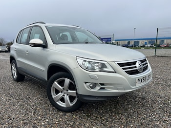 Used Volkswagen Tiguan 2009 for sale - 77525670: Photo