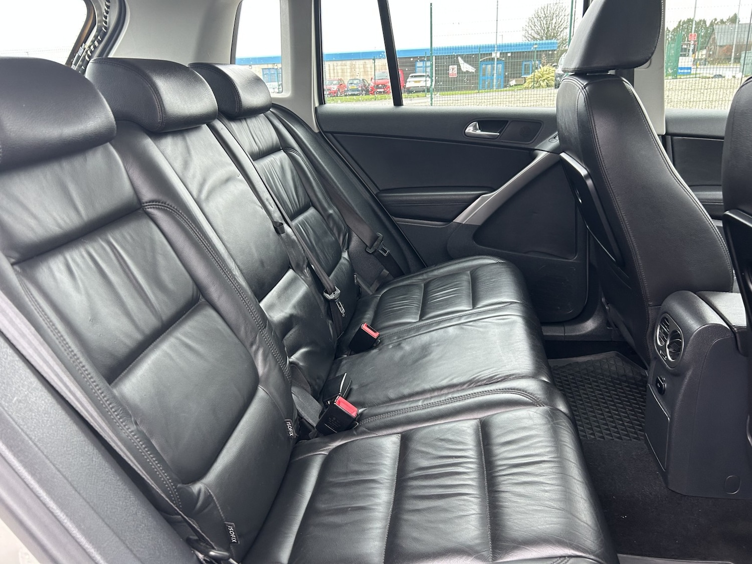 Used Volkswagen Tiguan 2009 for sale - 77525670: Photo 3