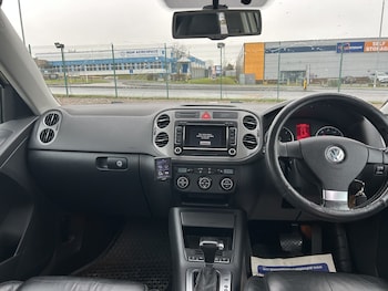 Used Volkswagen Tiguan 2009 for sale - 77525670: Photo