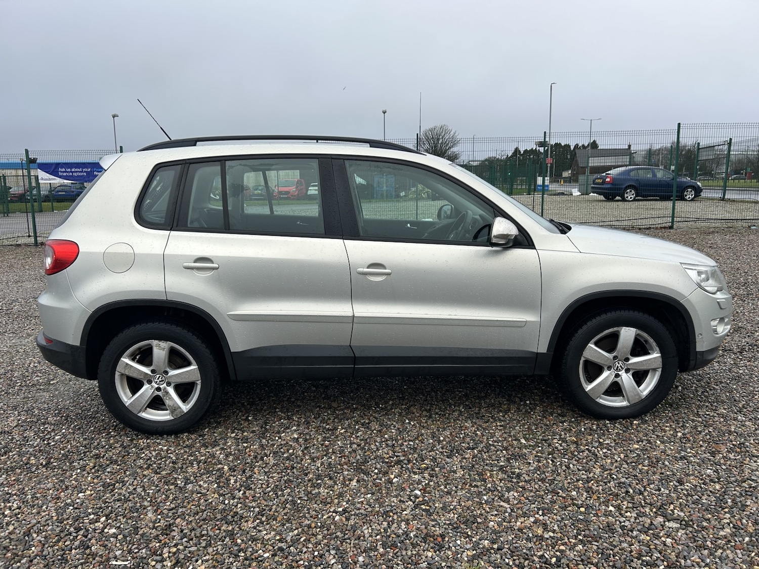 Used Volkswagen Tiguan 2009 for sale - 77525670: Photo 7