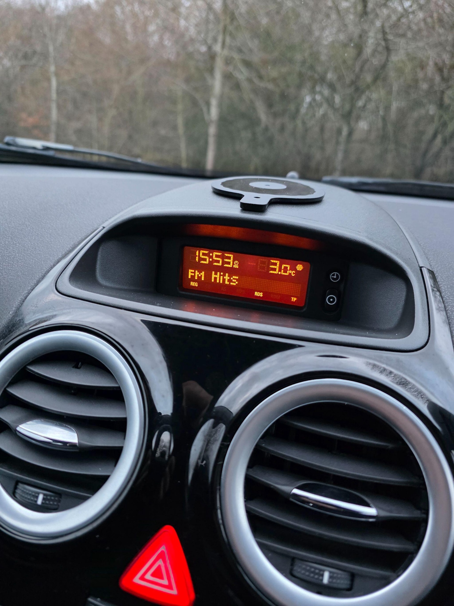 Used Vauxhall Corsa 2011 for sale - 77290956: Photo 16