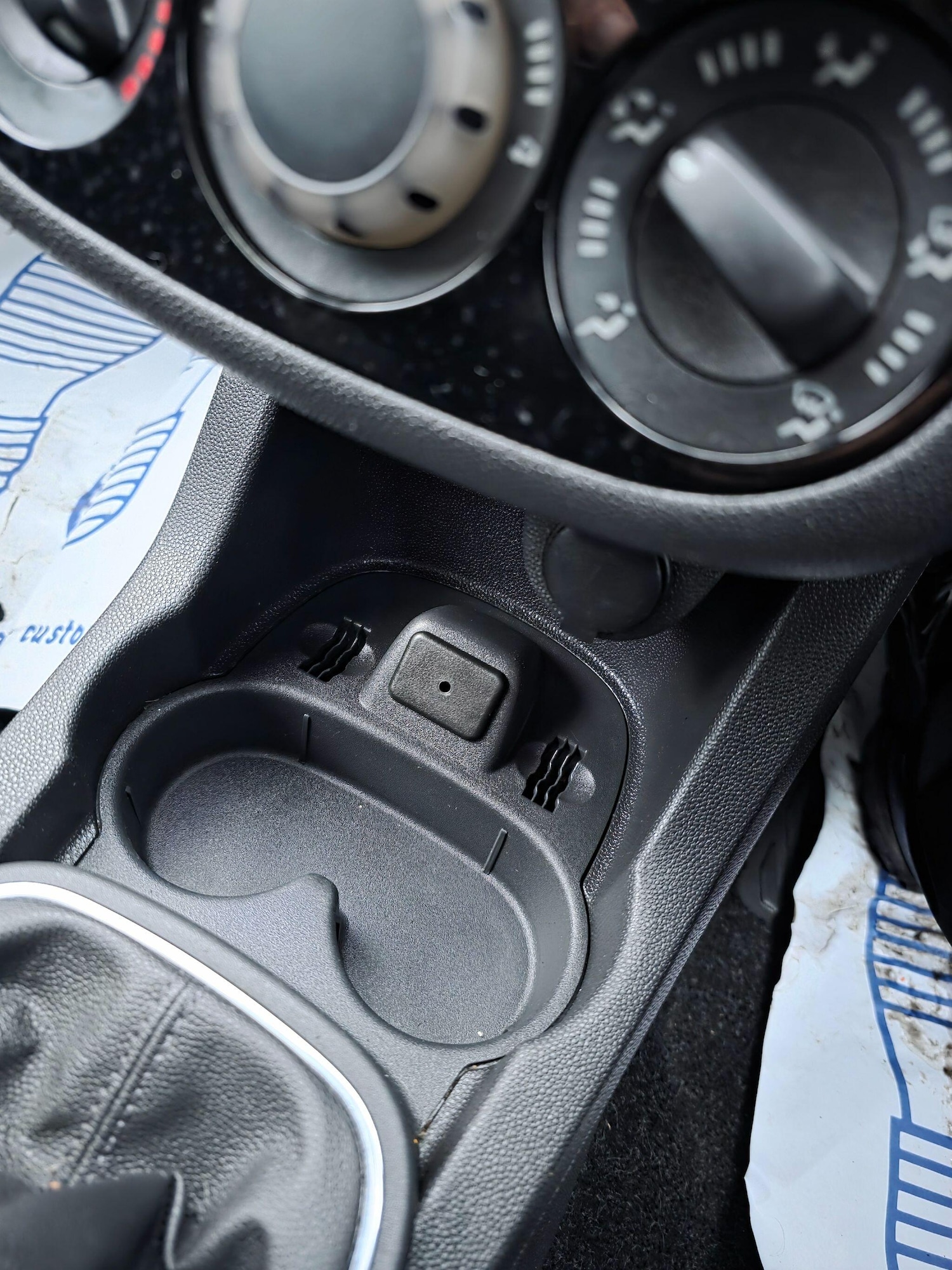 Used Vauxhall Corsa 2011 for sale - 77290956: Photo 19