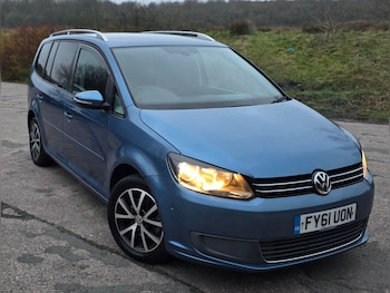 Used Volkswagen Touran 2011 for sale - 77351735: Photo