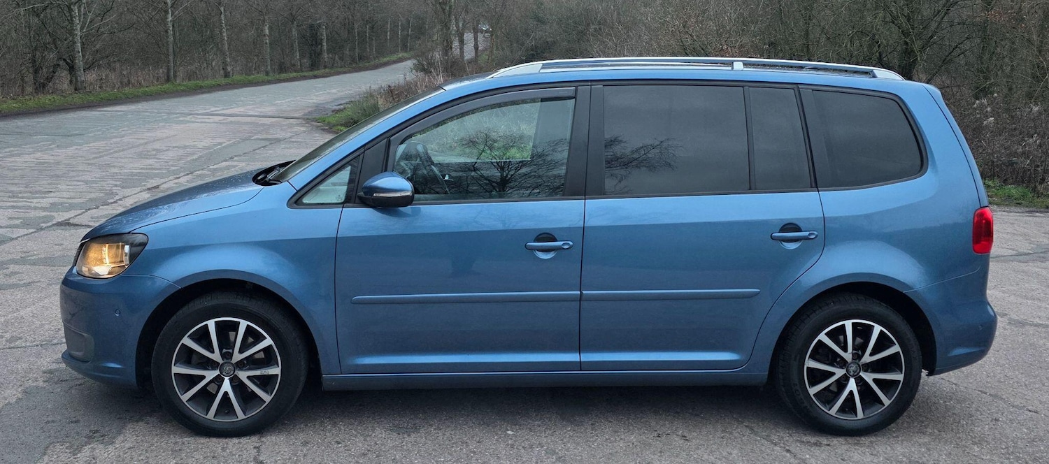 Used Volkswagen Touran 2011 for sale - 77351735: Photo 5