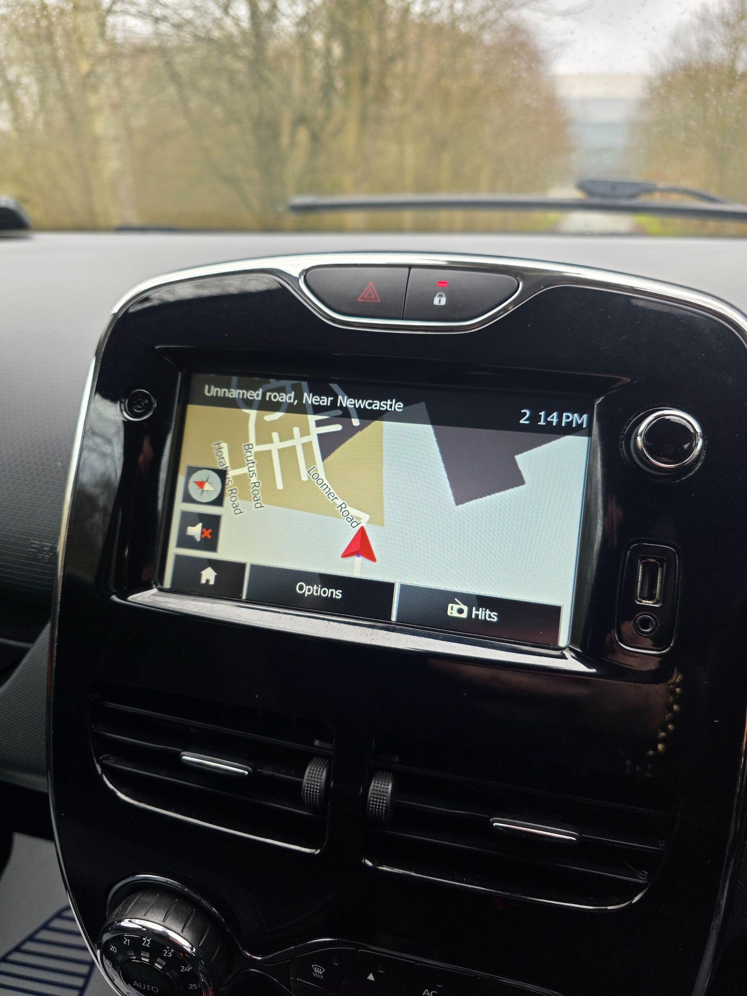 Used Renault Clio 2014 for sale - 77411022: Photo 19