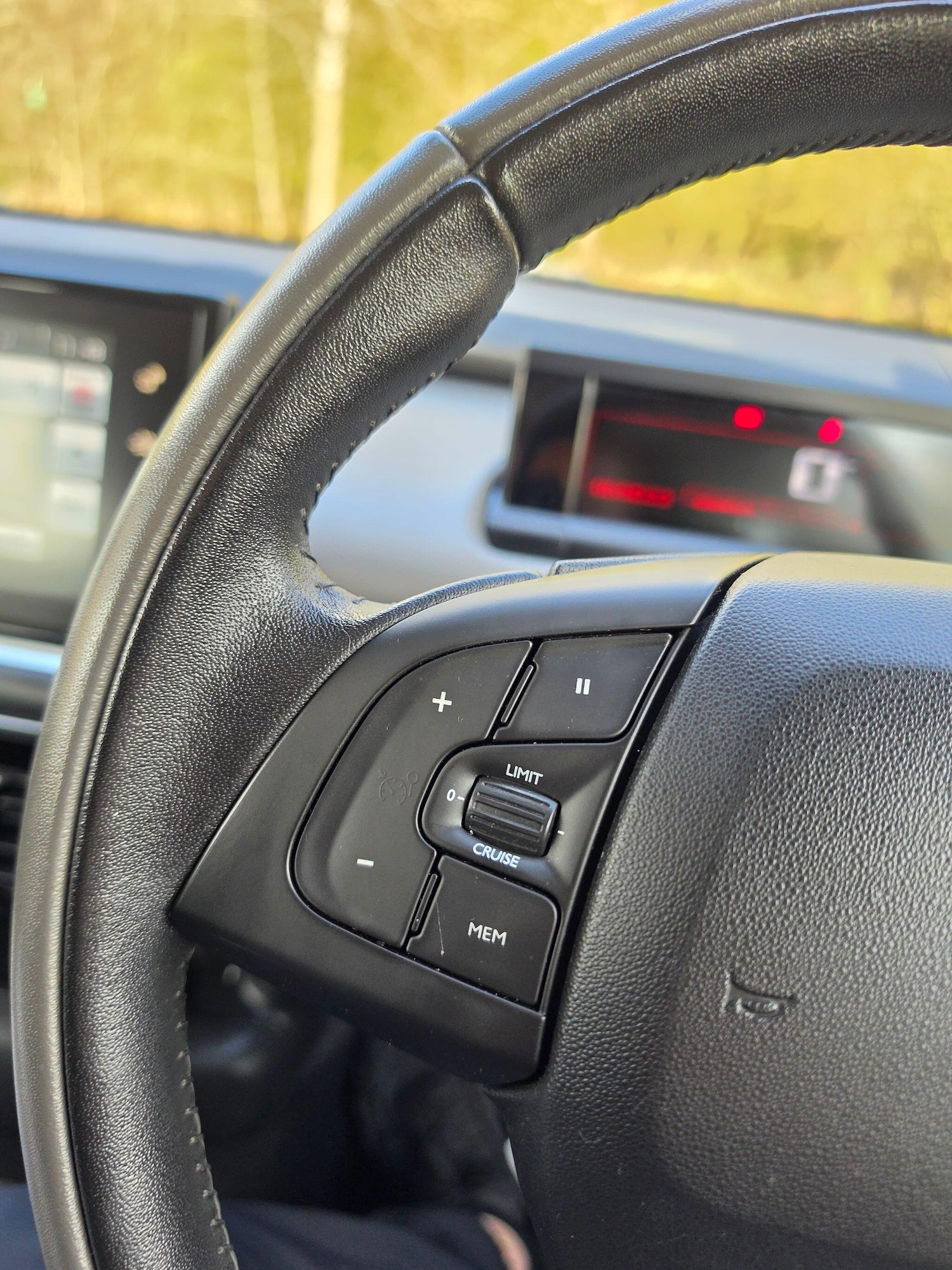 Used Citroen C4 Cactus 2015 for sale - 78086629: Photo 19