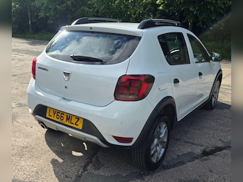 Used Dacia Sandero Stepway 2016 for sale - 78878962: Photo