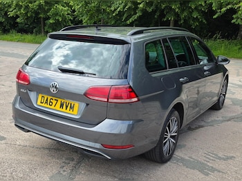 Used Volkswagen Golf 2018 for sale - 78898570: Photo