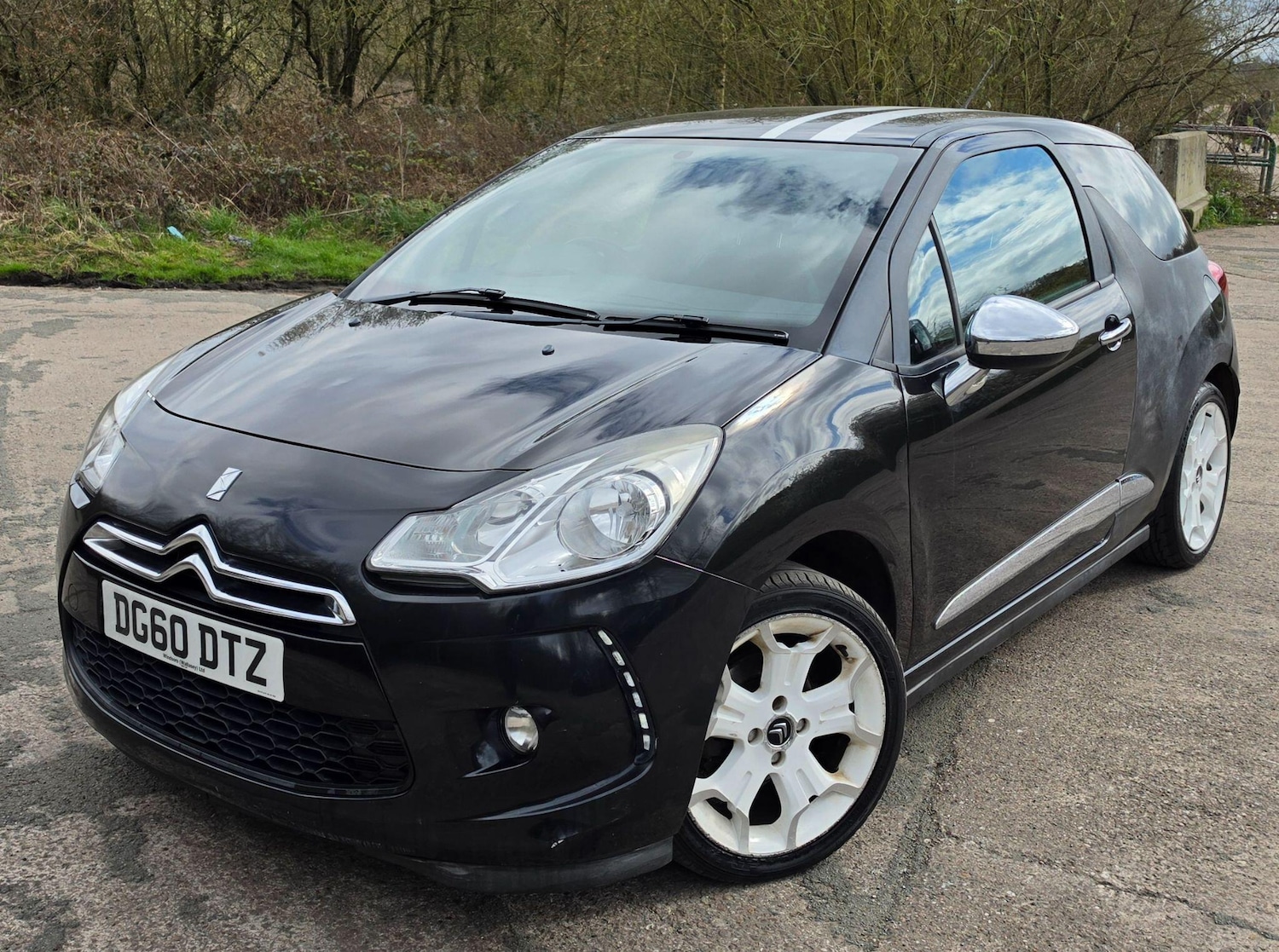 Used Citroen DS3 2010 for sale - 78007201: Photo 2