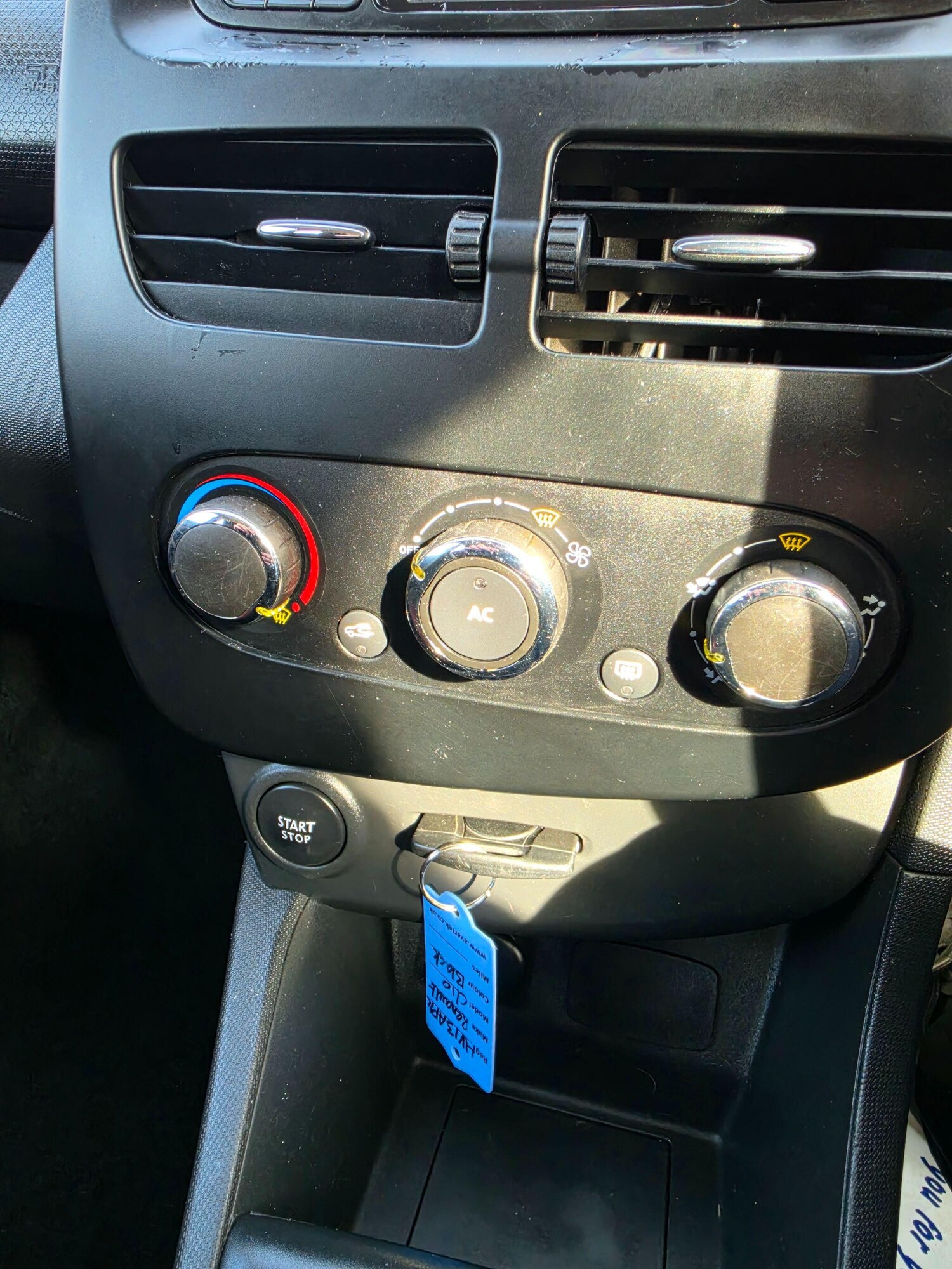 Used Renault Clio for sale - 78214380: Photo 17