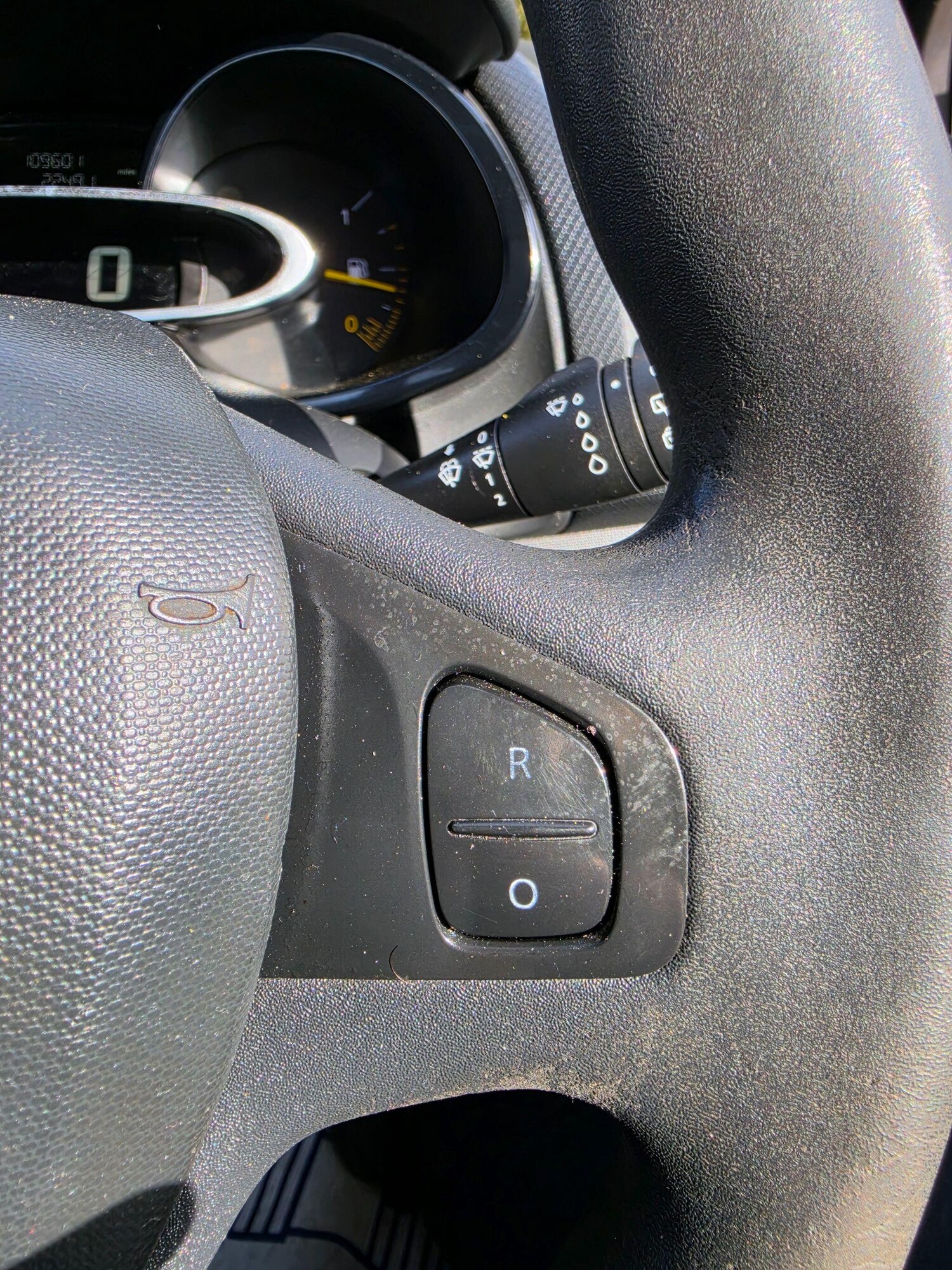 Used Renault Clio for sale - 78214380: Photo 21