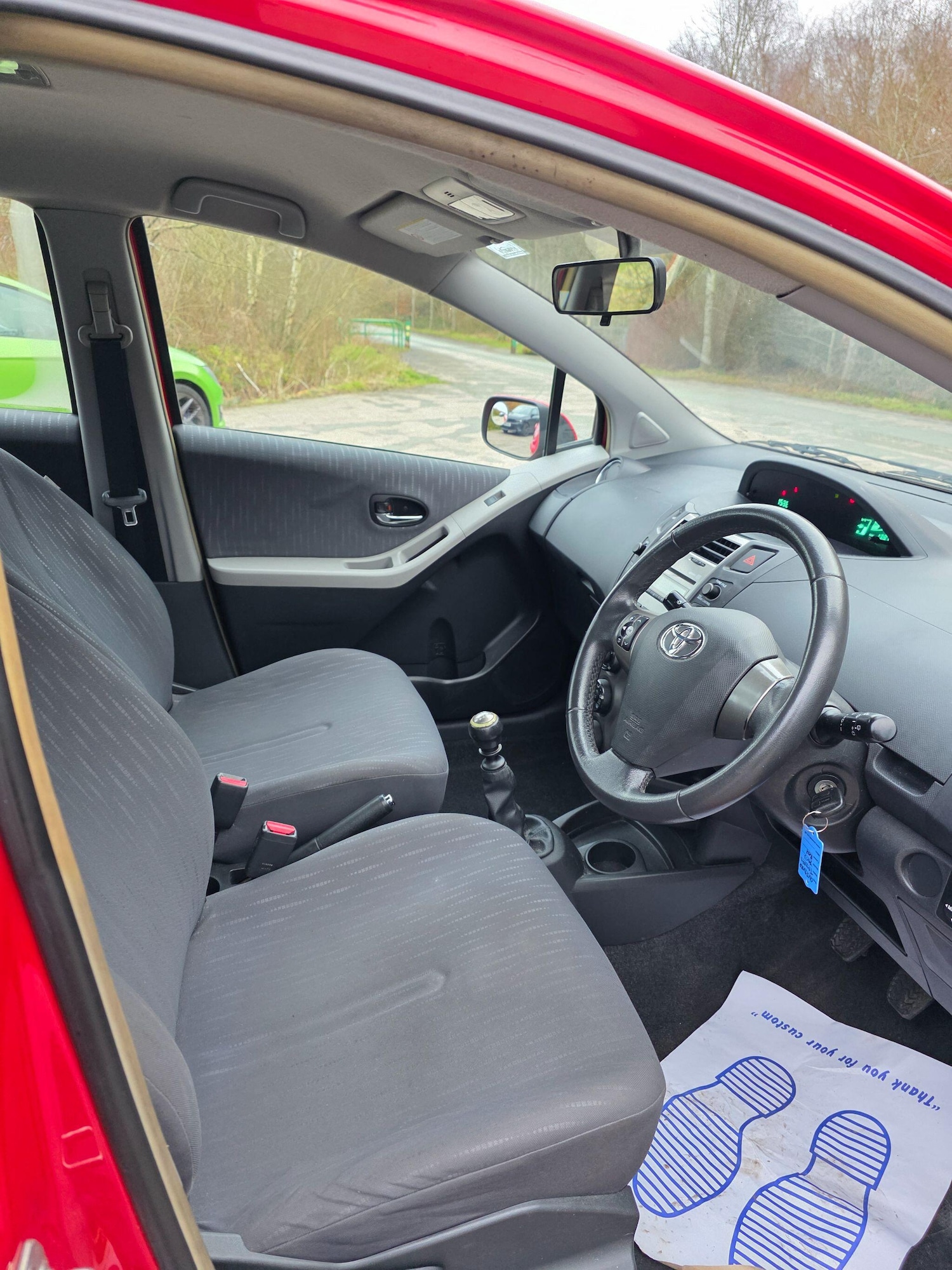 Used Toyota Yaris 2010 for sale - 77351462: Photo 11