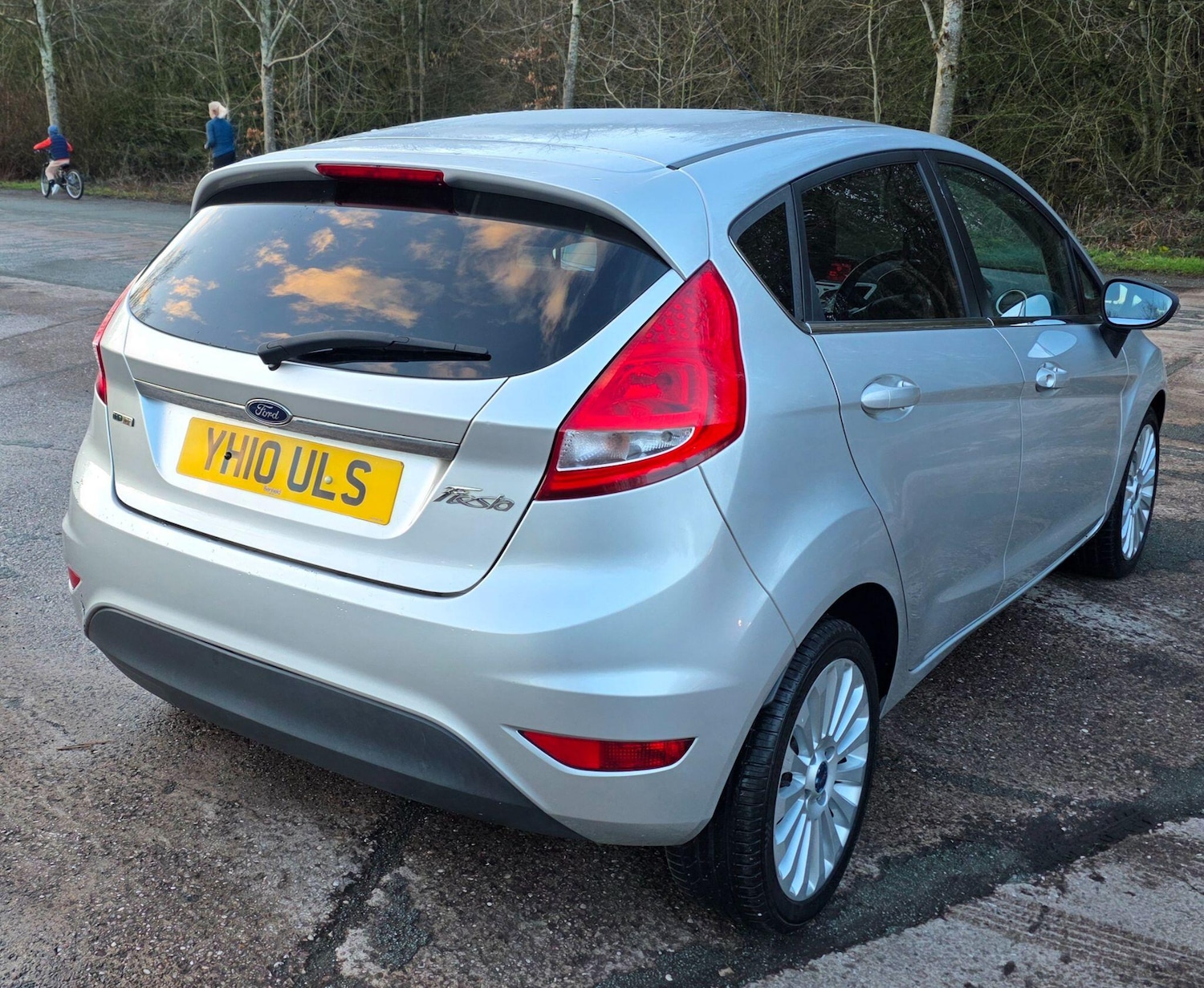 Used Ford Fiesta 2010 for sale - 77709584: Photo 3