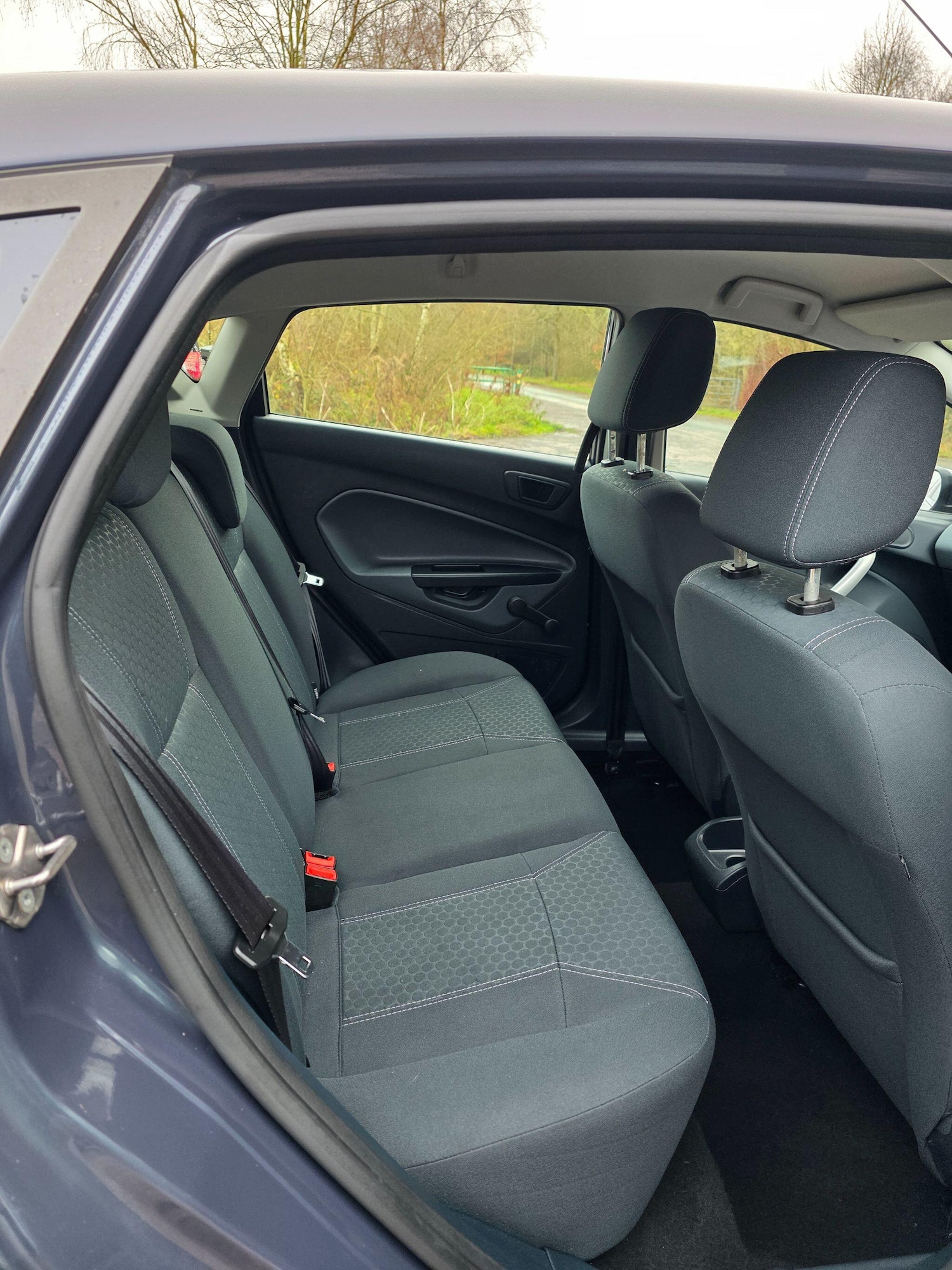 Used Ford Fiesta 2010 for sale - 77291824: Photo 12