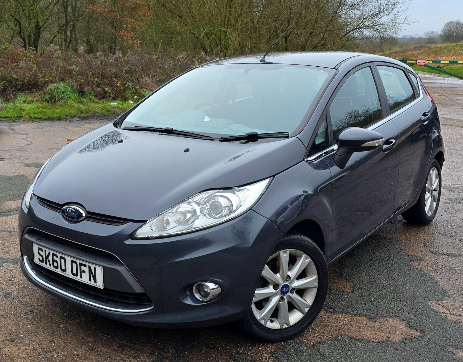 Used Ford Fiesta 2010 for sale - 77291824: Photo 2