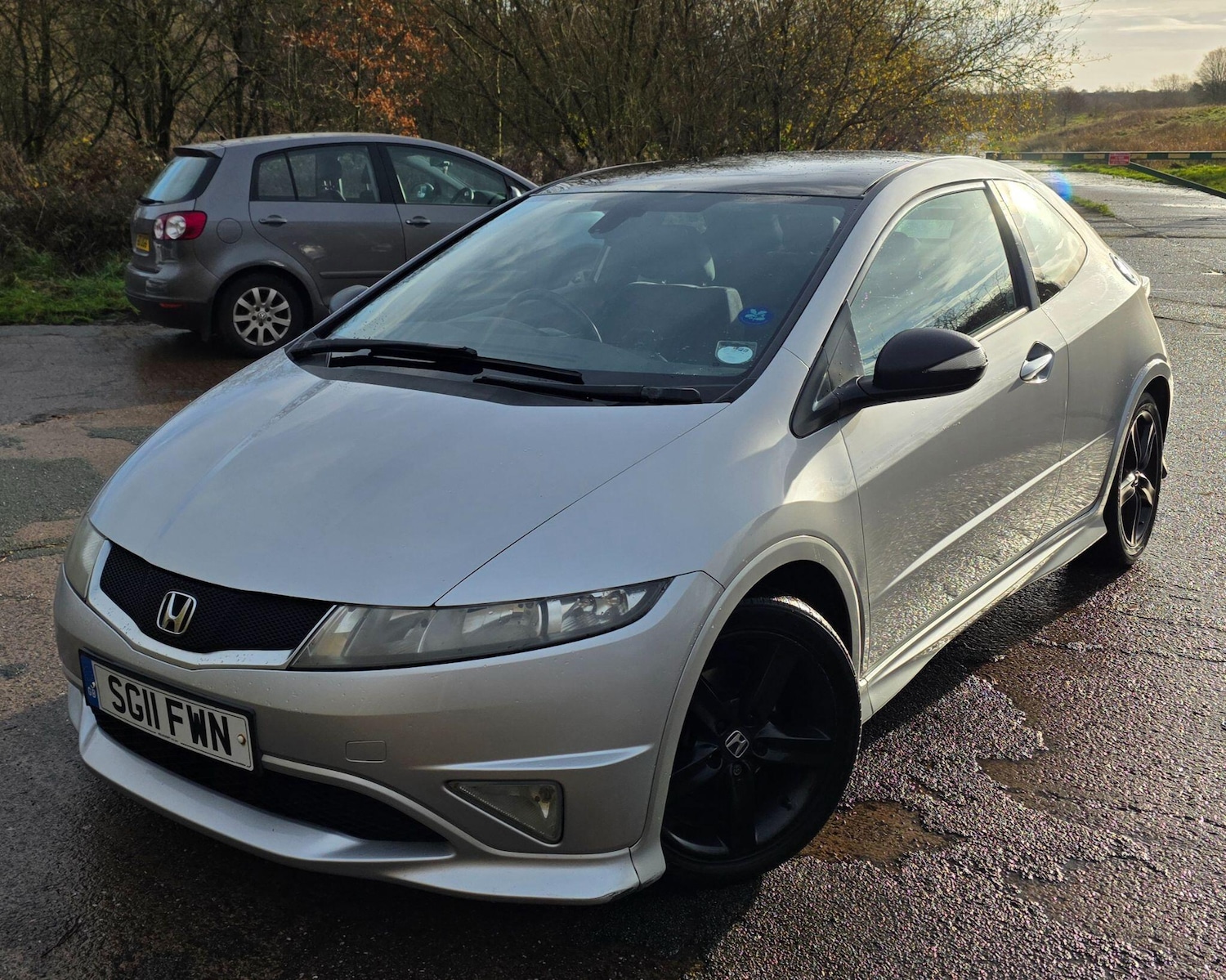 Used Honda Civic 2011 for sale - 77255572: Photo 2