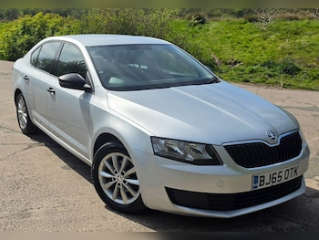 Used Skoda Octavia 2015 for sale - 78383943: Photo