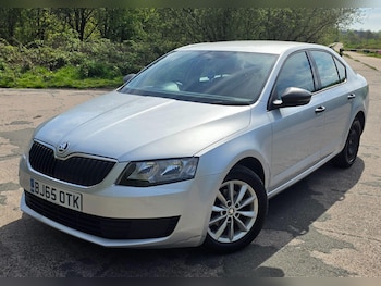 Used Skoda Octavia 2015 for sale - 78383943: Photo