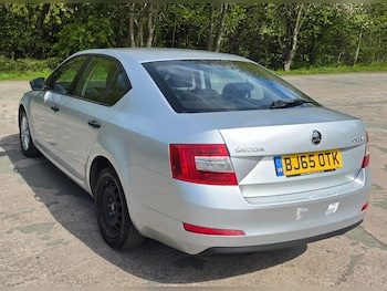 Used Skoda Octavia 2015 for sale - 78383943: Photo
