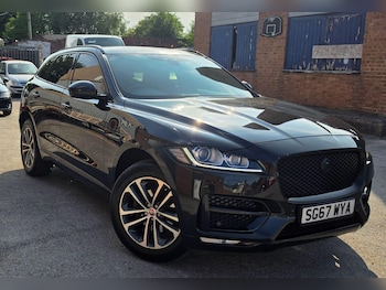 Used Jaguar F-Pace 2017 for sale - 79316201: Photo