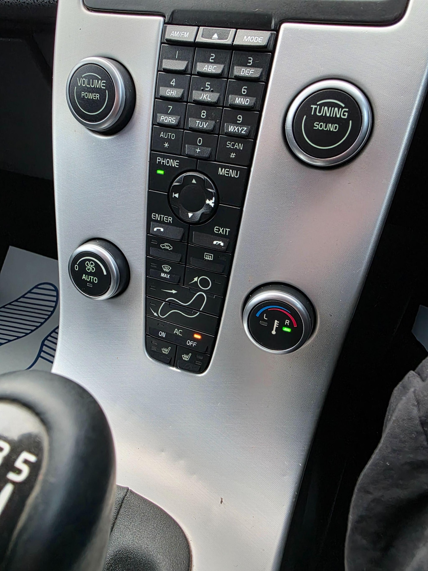 Used Volvo V50 2012 for sale - 77696495: Photo 19