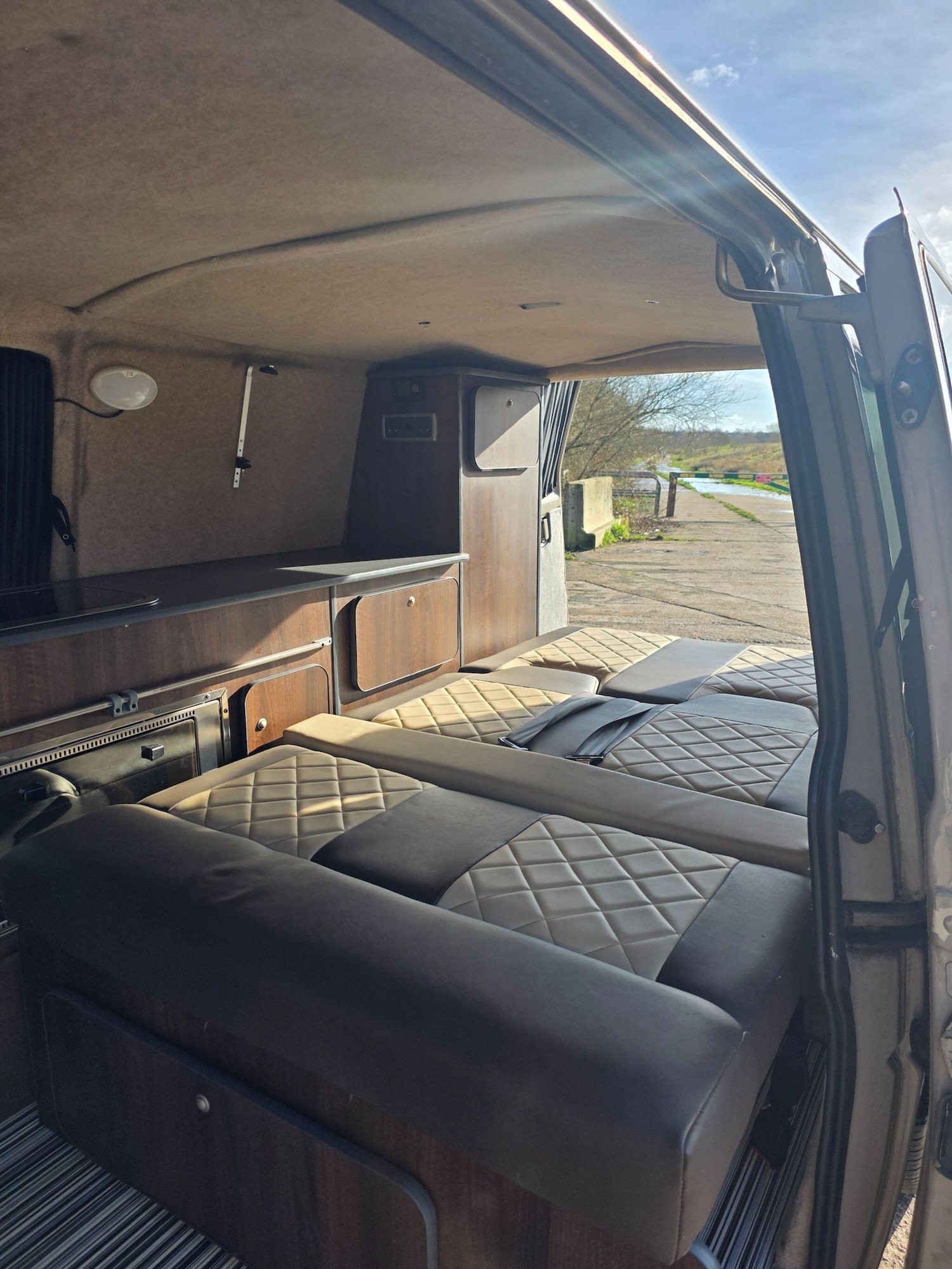 Used Volkswagen Transporter 2014 for sale - 77598236: Photo 25