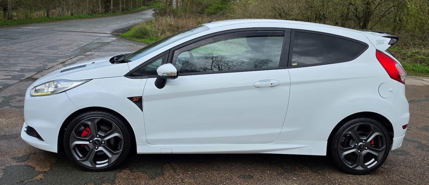 Used Ford Fiesta 2017 for sale - 78127592: Photo 5