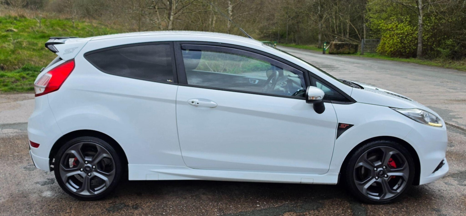 Used Ford Fiesta 2017 for sale - 78127592: Photo 8