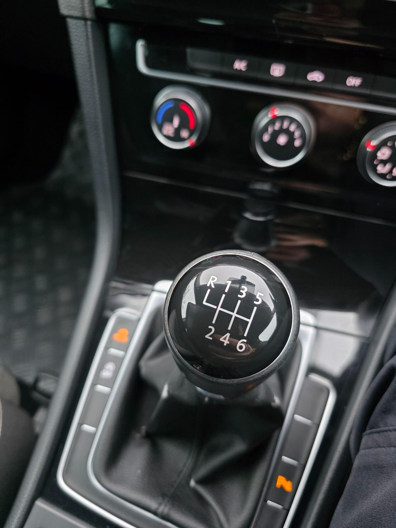 Used Volkswagen Golf 2014 for sale - 77524603: Photo 21