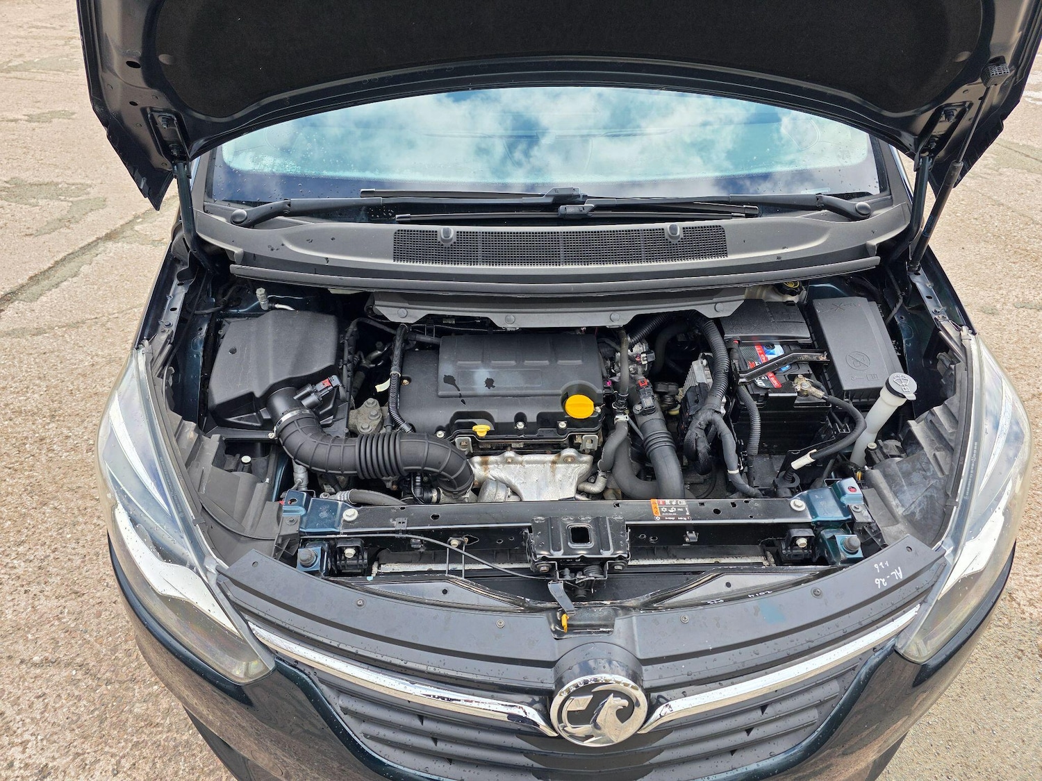 Used Vauxhall Zafira 2017 for sale - 77882970: Photo 10