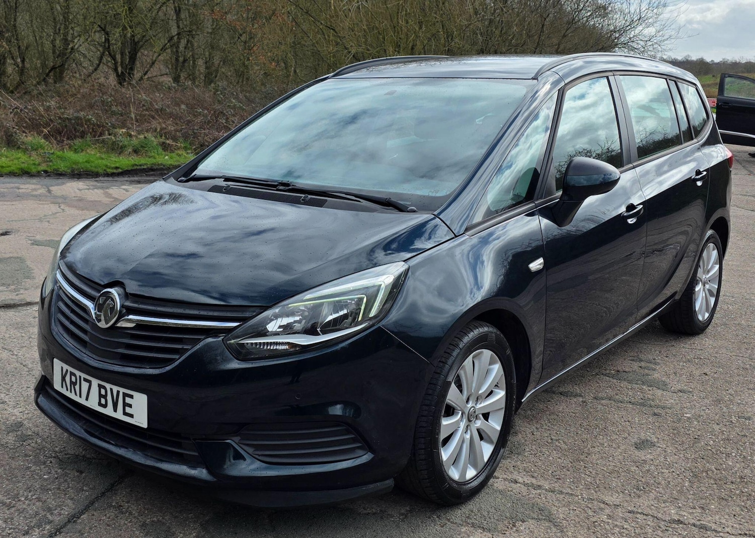 Used Vauxhall Zafira 2017 for sale - 77882970: Photo 6